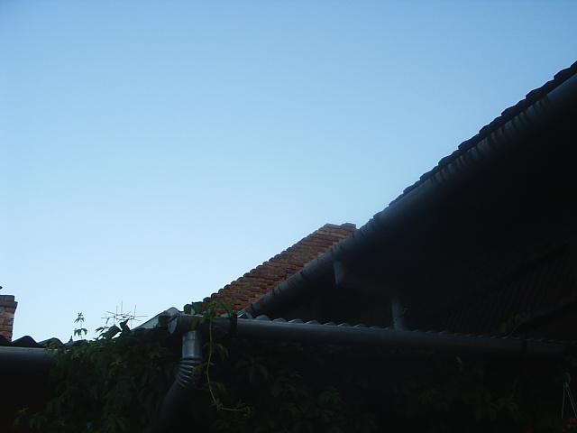 Repülő tárgy az égen a békéscsabai víztoronynál