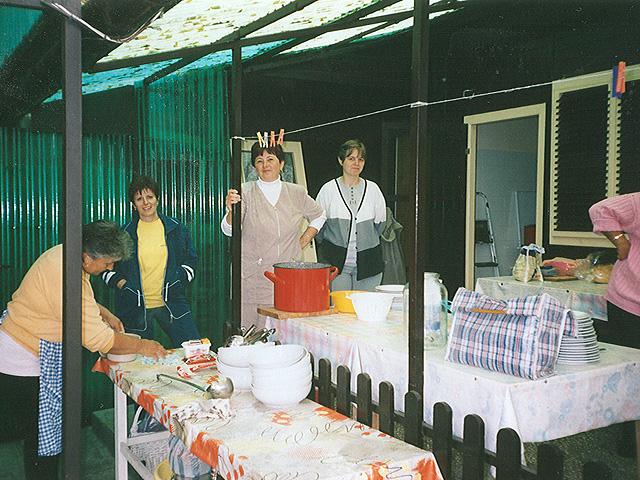 Galaktika Nap 2003