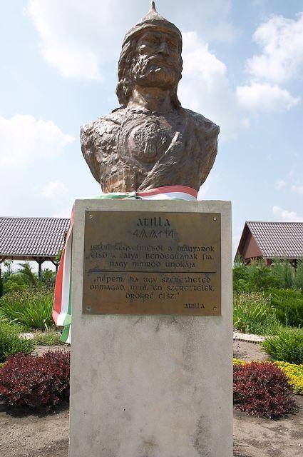 Az Attila Dombon jártunk