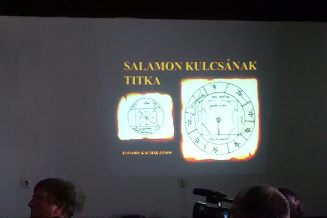 Kalmár János, a Magyar Ufó Kutató Szövetség elnöke újból Gyomaendrődön tartott előadást
